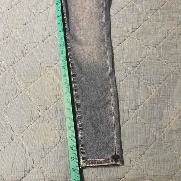 American Eagle Super High Rise Jegging 2 Short - Picture 2 of 8